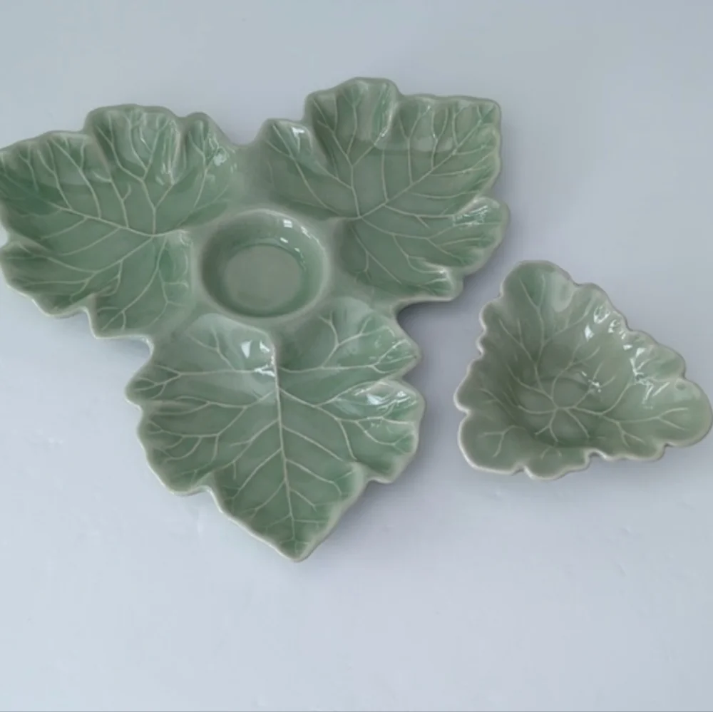 Cabbage Leaf Shape Chip & Dip Server Baan Celedon Thailand Grape Leaf